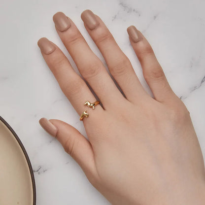 Verfijnde Teckel Ring in Sterling Zilver