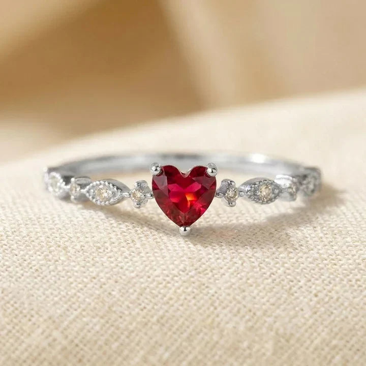 Rubijnen hart ring in goud