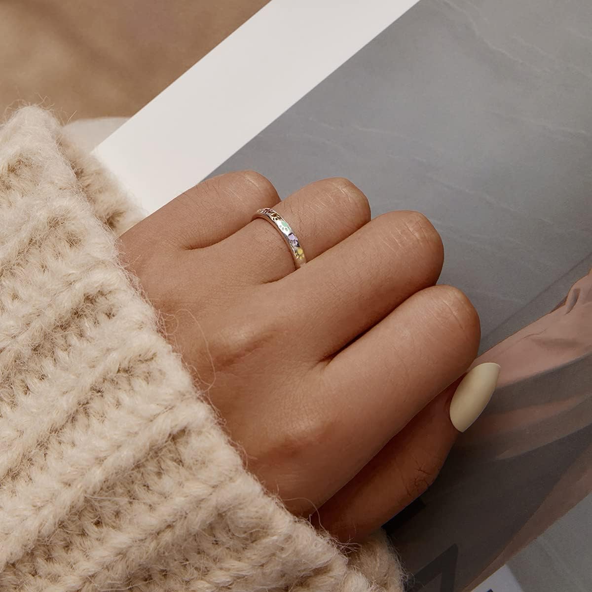 Zilveren ring met pootafdruk
