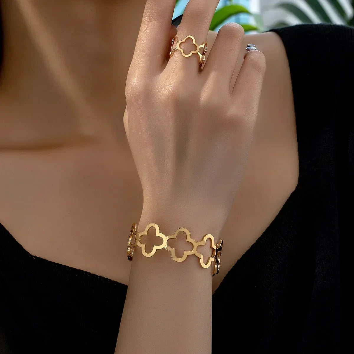 Set van Armband en Verstelbare Ring met Open Klavertje Vier